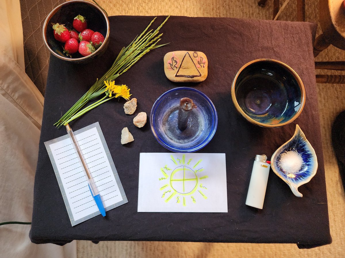 Had an impromptu summer solstice ritual with ToK Coven ♡ i hope everyone's solstice celebrations were peaceful and energized ☀️🌅 #SummerSolstice #pagan #paganism