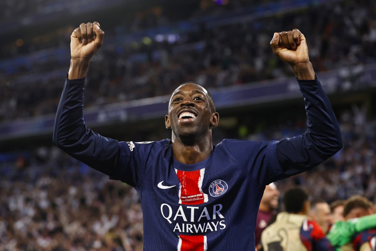 « 𝗟𝗘 𝗕𝗔𝗟𝗟𝗢𝗡 𝗗’𝗢𝗥 ? 𝗦𝗜 𝗢𝗡 𝗩𝗢𝗧𝗘 𝗣𝗢𝗨𝗥 𝗟𝗘 𝗠𝗘𝗜𝗟𝗟𝗘𝗨𝗥 𝗝𝗢𝗨𝗘𝗨𝗥 𝗖’𝗘𝗦𝗧 𝗟𝗔𝗠𝗜𝗡𝗘 𝗬𝗔𝗠𝗔𝗟 🇪🇸 » 🌕

Marcus Rashford 🏴󠁧󠁢󠁥󠁮󠁧󠁿 à propos du Ballon d’Or : 
 
« Si on vote pour celui qui a gagné la Ligue des champions, 𝗖’𝗘𝗦𝗧 𝗗𝗘𝗠𝗕𝗘́𝗟𝗘́ 🇫🇷 ! 🗣