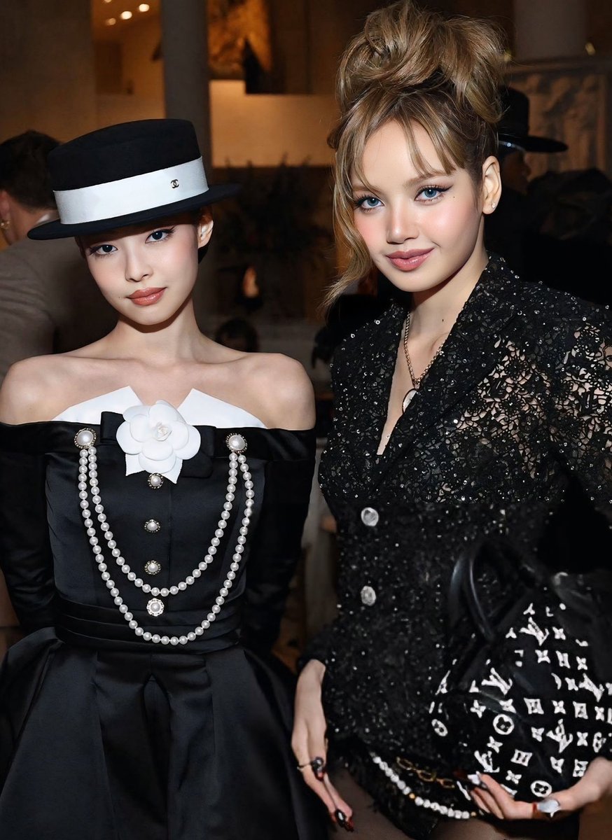 one of the best jenlisa pic ever
