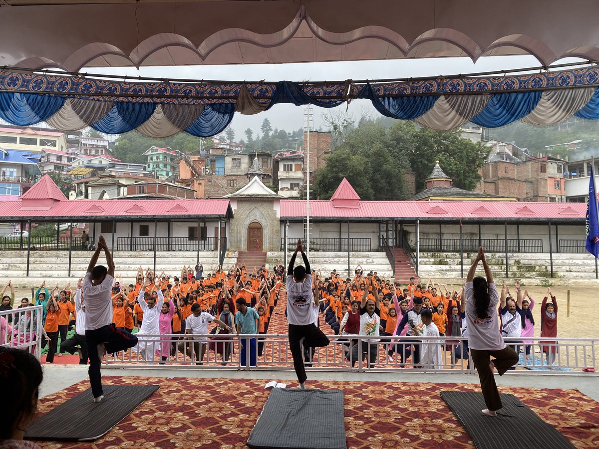 akshityoga's tweet photo. Happy International Yogā Day 2025 

Yogā for One Earth, One Health 🌏 🕉️

@moayush @ayurvedhp09 https://t.co/AddnyNBYSm