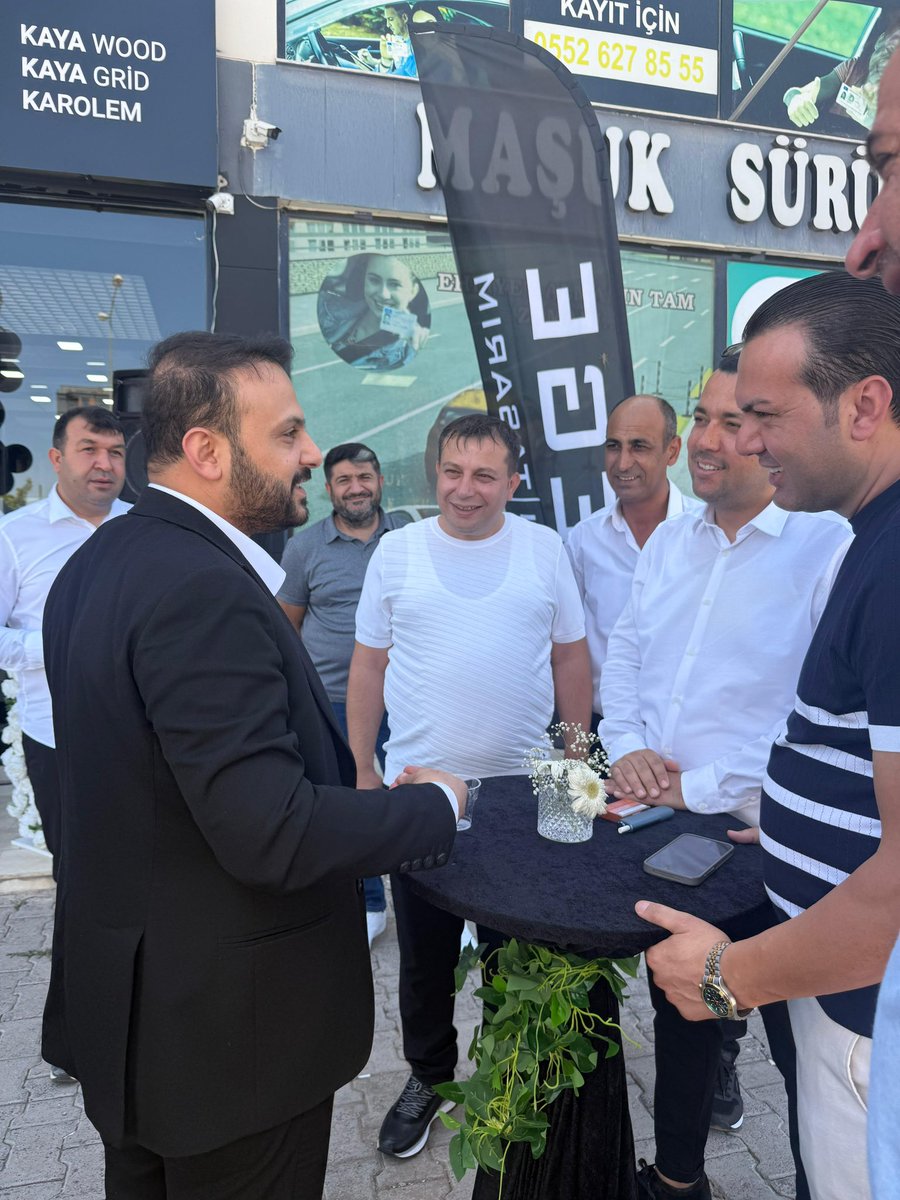 İlçe Başkanımız Mustafa Bağmancı;

İlçe Başkan Yardımcımız Ahmet Demirkan ve önceki dönem yönetim kurulu üyemiz Halil Bulut ile birlikte ‘Kaya Panel ve Yapı Malzemeleri’ iş yerinin açılışına katıldı.

#AKHaliliye #AKParti #MustafaBağmancı #Şanlıurfa #bağmancı 

<a href="/RTErdogan/">Recep Tayyip Erdoğan</a>