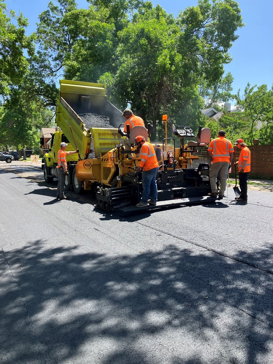 W Curtiss St was in rough shape after this spring's freeze-thaw cycle. Earlier this week, our crews were out tackling this issue by milling the road down from Willson Ave to Tracy Ave and paving asphalt. 

Want more road updates? Check out bozemanstreetreport.com to learn more.