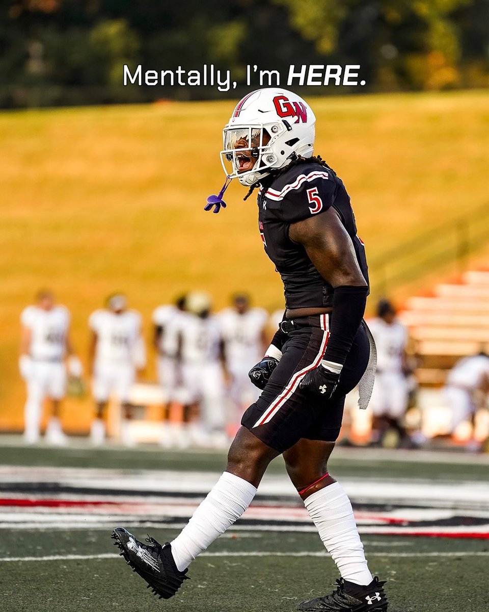 GWUFootball's tweet image. ๐๐ก๐จ ๐๐ฅ๐ฌ๐ ๐๐ฌ ๐๐ข๐ฌ๐ฌ๐ข๐ง๐ ๐๐๐ฆ๐๐๐๐ฒ?
#EDGE | #SkoDawgs