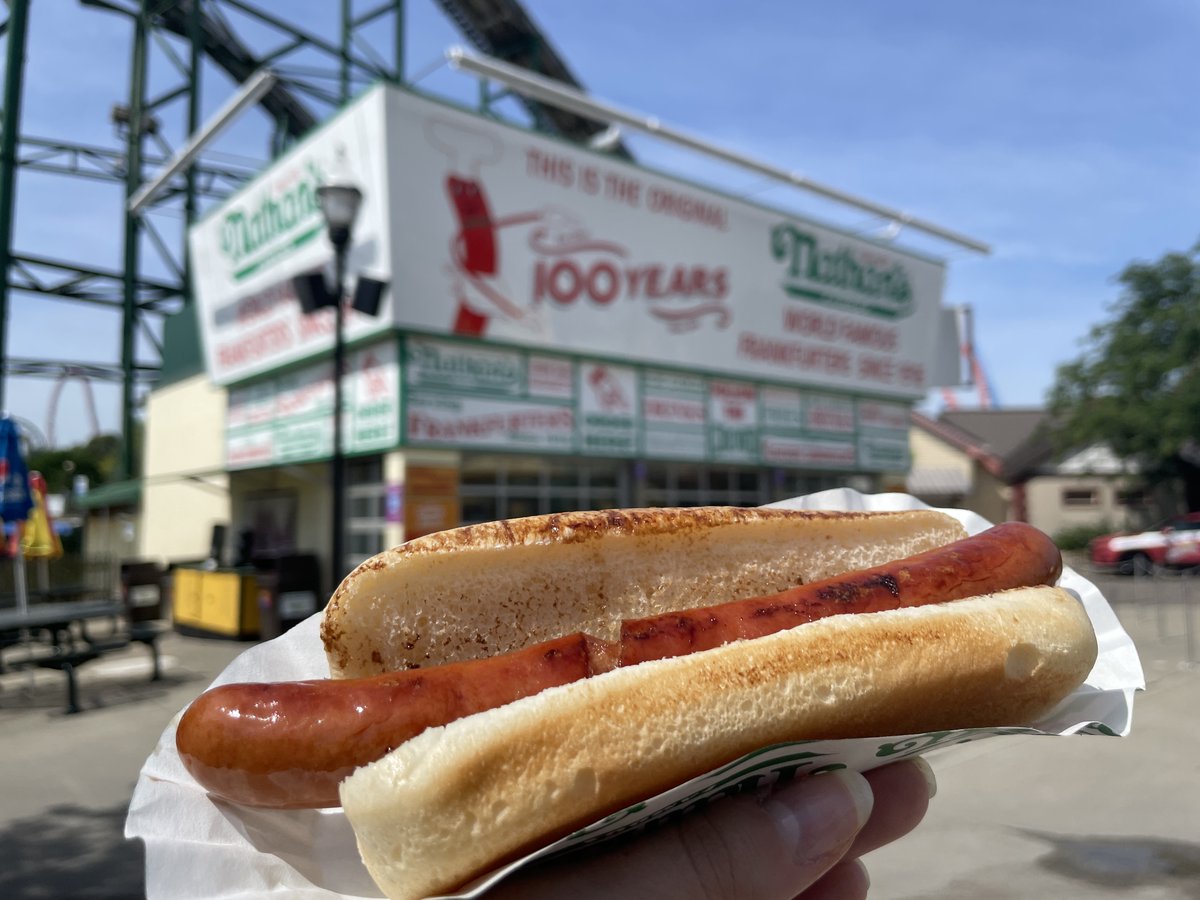 Hersheypark (@hersheypark) on Twitter photo Get ready, #HersheyPA! <a href="/eatingcontest/">Major League Eating</a> and <a href="/originalnathans/">Nathan's Famous</a> are hosting a Nathan's Famous Hot Dog Competition Qualifier TODAY at 2PM outside of Nathan's in The Boardwalk water park. Parkgoers can watch the action for free!
#NathansHotDogContest #ConeyIslandCountdown #HotDog Get ready, #HersheyPA! <a href="/eatingcontest/">Major League Eating</a> and <a href="/originalnathans/">Nathan's Famous</a> are hosting a Nathan's Famous Hot Dog Competition Qualifier TODAY at 2PM outside of Nathan's in The Boardwalk water park. Parkgoers can watch the action for free!
#NathansHotDogContest #ConeyIslandCountdown #HotDog