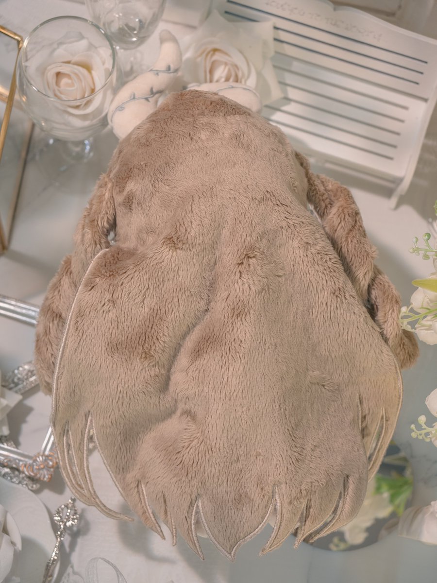 zuuu_1029's tweet image. ✦ Name: Sylvia

✦ Size: 25cm long leg body

✦ Attribute: no attribute

✦ Composition: non-detachable ponytails (there is aluminum wire inside), magnetic horns, embroidered bang and back hair

*All have bones
The bones have sounds and mobility is normal