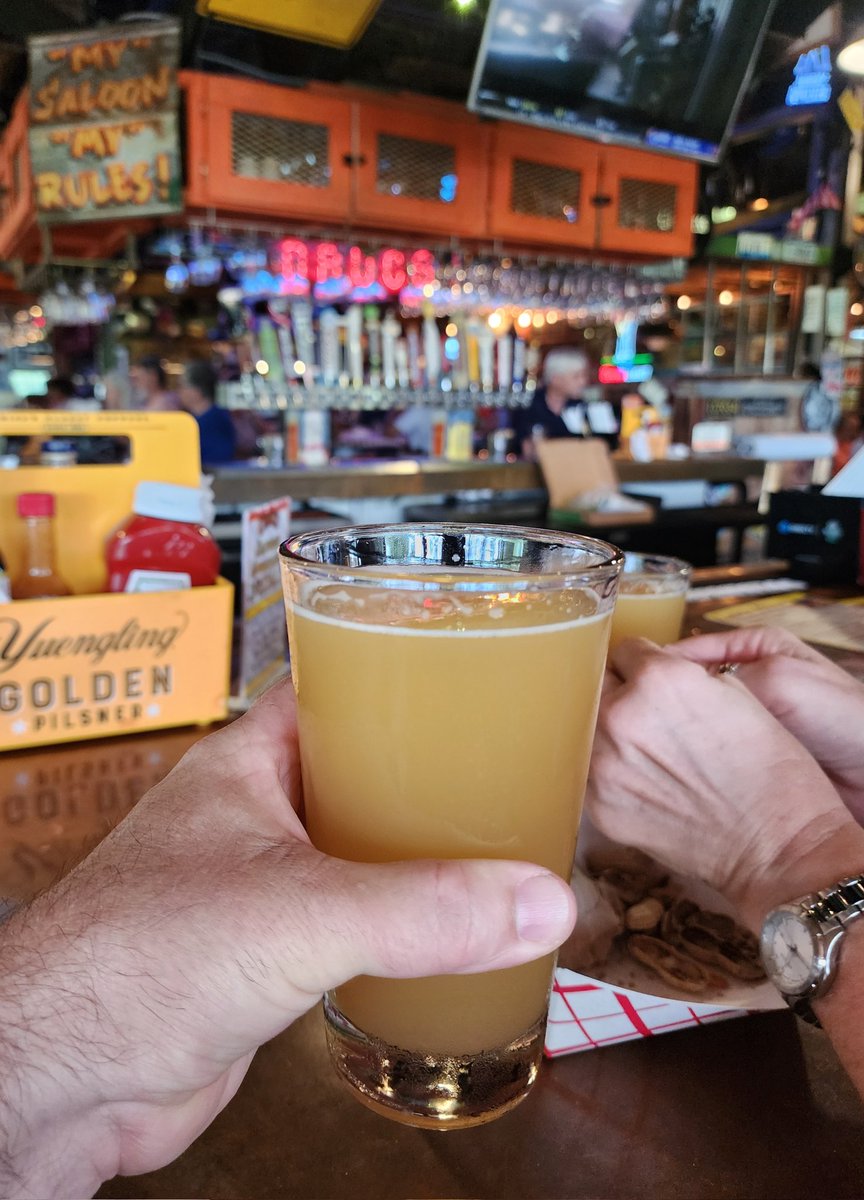Darrin Everitt (@dre_go_fish) on Twitter photo Our regular Saturday haunt, CODY'S.
Enjoying an <a href="/InfiniteAleWork/">Infinite Ale WorksπΊ</a> Into the HAZE π» Our regular Saturday haunt, CODY'S.
Enjoying an <a href="/InfiniteAleWork/">Infinite Ale WorksπΊ</a> Into the HAZE π»