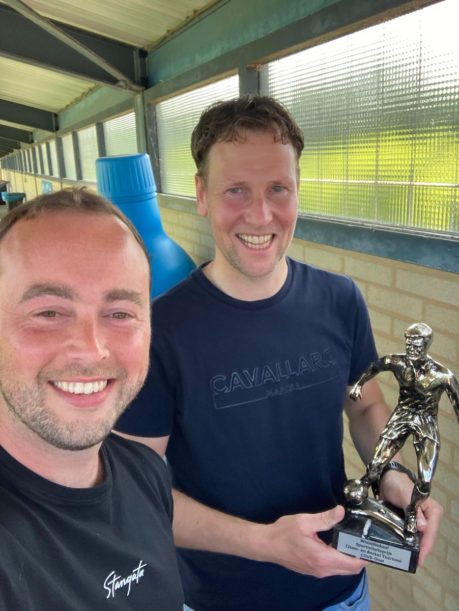 SNO Nijverdal winnaar Fair Play Prijs tijdens 52ste IJssel- en Berkeltoernooi!

Grote complimenten voor onze Trainer <a href="/BeltmanGert/">Gert-Jan Beltman</a>, die leiding heeft gegeven aan een prachtig jong team met onder andere  <a href="/KoenStaarman1/">KoenStaarman</a>, Thijmen Broekmate en <a href="/SvenOtter1/">fc svente</a>!

#Trots 
#SNONijverdal