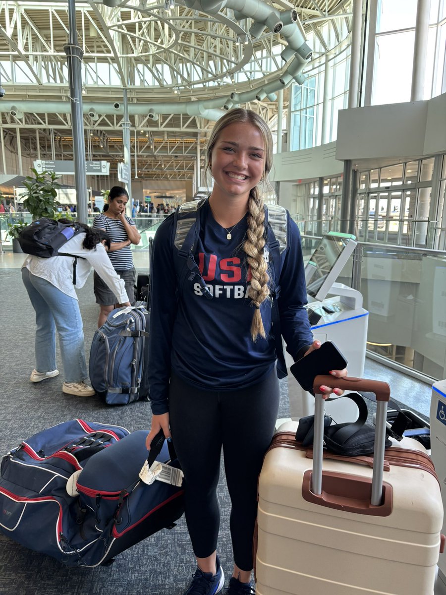 Ella Johnson tweet media