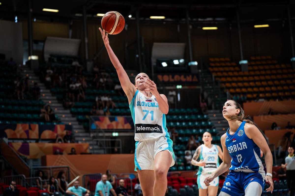Košarkarska zveza SIovenije (@kzs_si) on Twitter photo To je ta borba, Slovenija v vodstvu! 💙 Gremo punce, še en polčas! 🚀
<a href="/SportTVSlovenia/">Šport TV Slovenija</a> l <a href="/EuroBasketWomen/">FIBA Women's EuroBasket</a> To je ta borba, Slovenija v vodstvu! 💙 Gremo punce, še en polčas! 🚀
<a href="/SportTVSlovenia/">Šport TV Slovenija</a> l <a href="/EuroBasketWomen/">FIBA Women's EuroBasket</a>