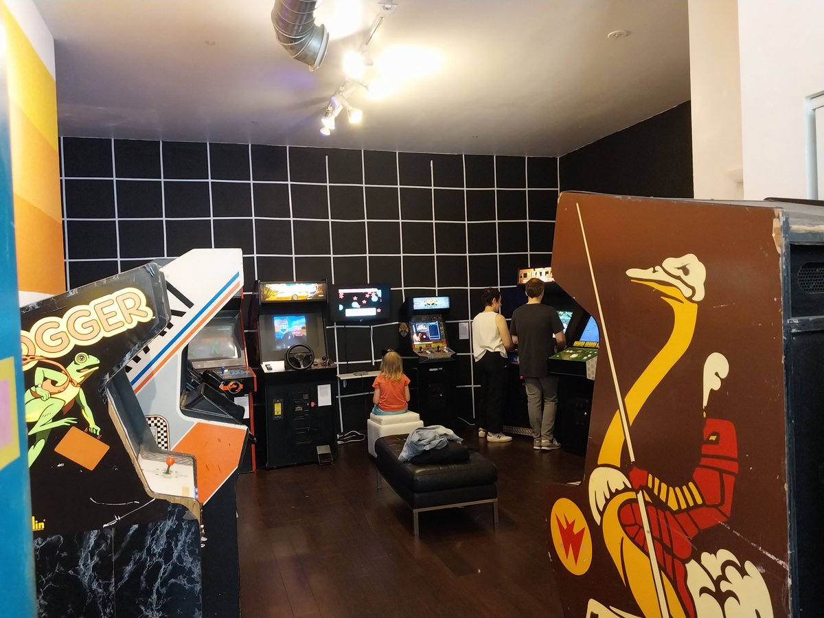 chigamespace's tweet image. Today's the day you visit Chicago Gamespace!
chicagogamespace.com/exhibitions/sh…
Only two weekends left to view our Shadow of the Colossus exhibit. But the great games will always be here!
Open Sat-Sun, 2-5pm.