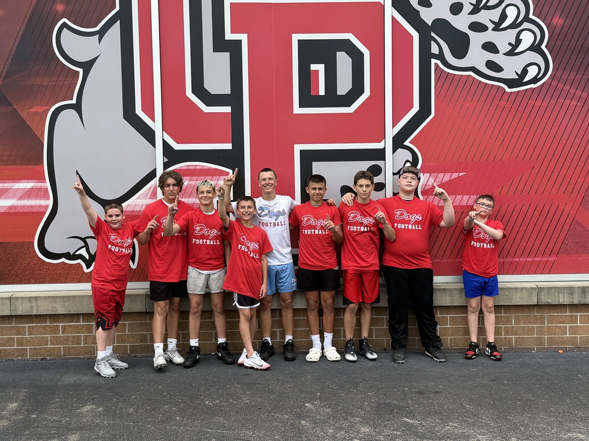 Thats a wrap for this Summer’s Youth Football Camps!! Thanks to all parents who provided the transportation for all our Outstanding Campers!!

See you next Summer!!

#DoingItInDawgtown