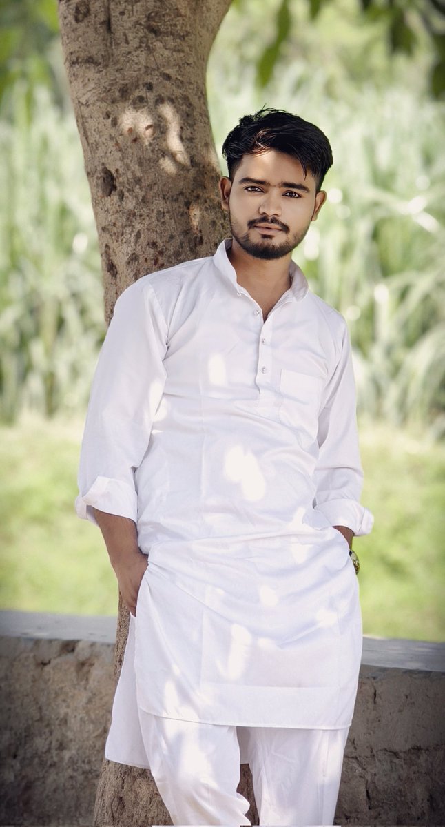 Qadar karo unki jo tumhe bina 
Matlab ke chahate hai 
<a href="/Abid_Ali_47/">𝐀𝐛𝐢𝐝 𝐀𝐥𝐢</a>