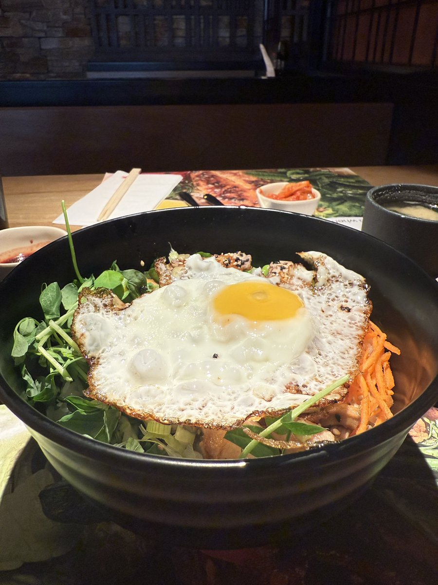 In Milton Keynes today as family at Bludfest so I’m doing the dropping off and taking home.. so fitting some training and eating in during the downtime between… might even catch a movie 🍿