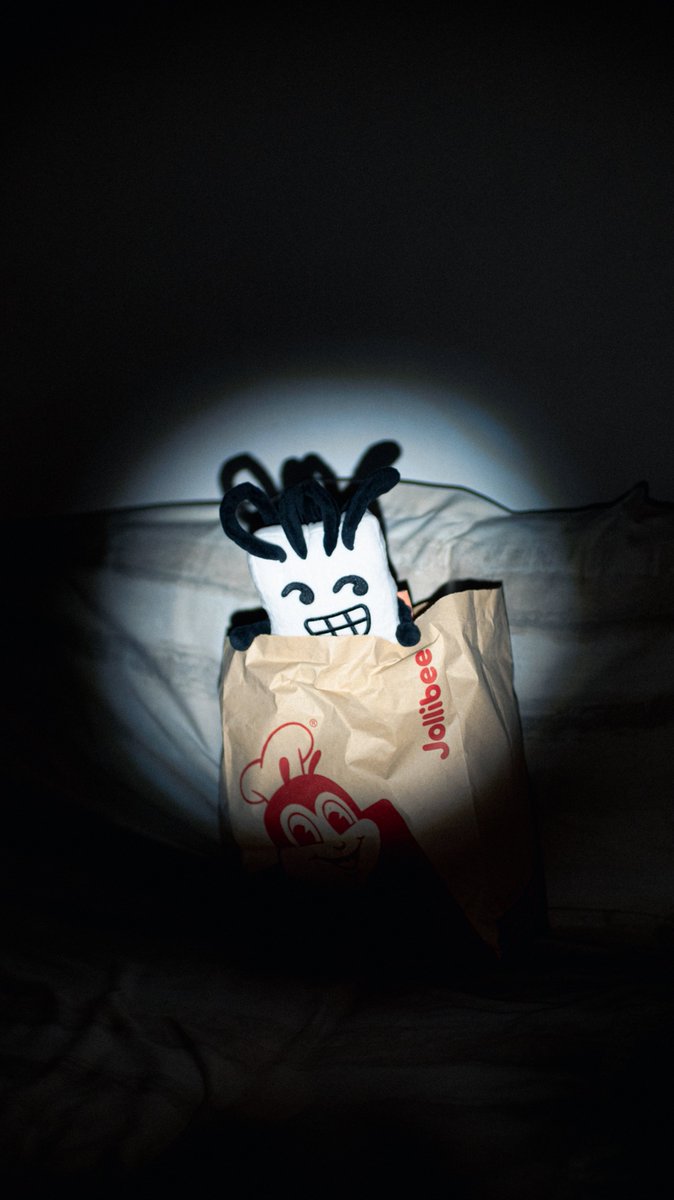 It's been a bit, but Sketchpad Plushes should have arrived for most of you by now! Thank you all so much for the love and support for the show,  seriously didn't expect so many people to give 'ol Sketchy a new home!  #nightlymanor