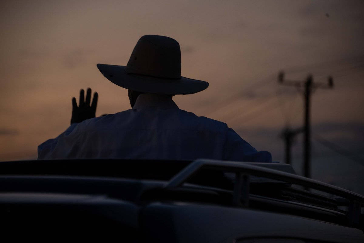 kajulijoan's tweet image. Most loved person on planet earth 🌍 Man with a hat 🎩🤭shot by the baddest in the game 😋