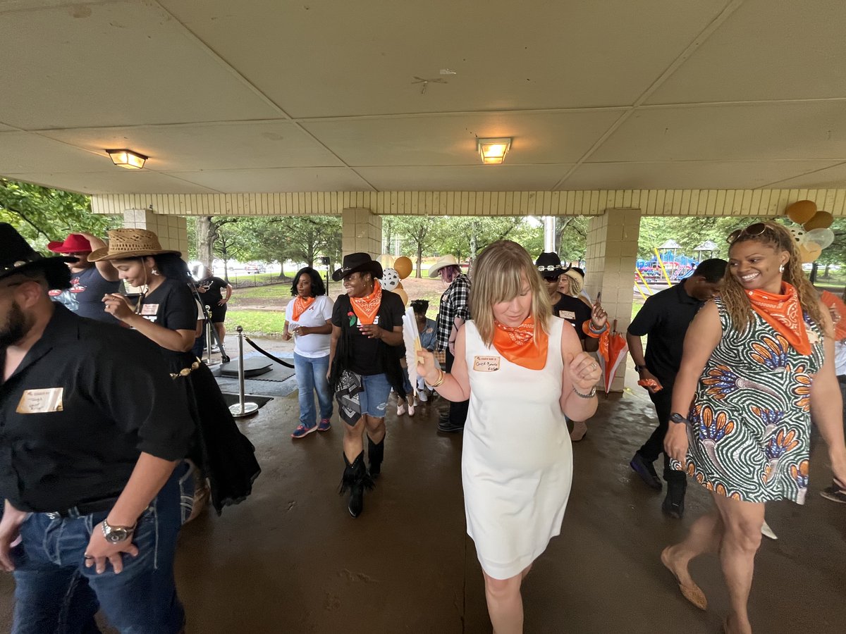 Gas South celebrated Juneteenth! Employees came together for a cowboy-themed event by BEST featuring line dancing classes and delicious African American cuisine. We also honored Juneteenth, the day that marks the emancipation of the last enslaved African Americans in the U.S.