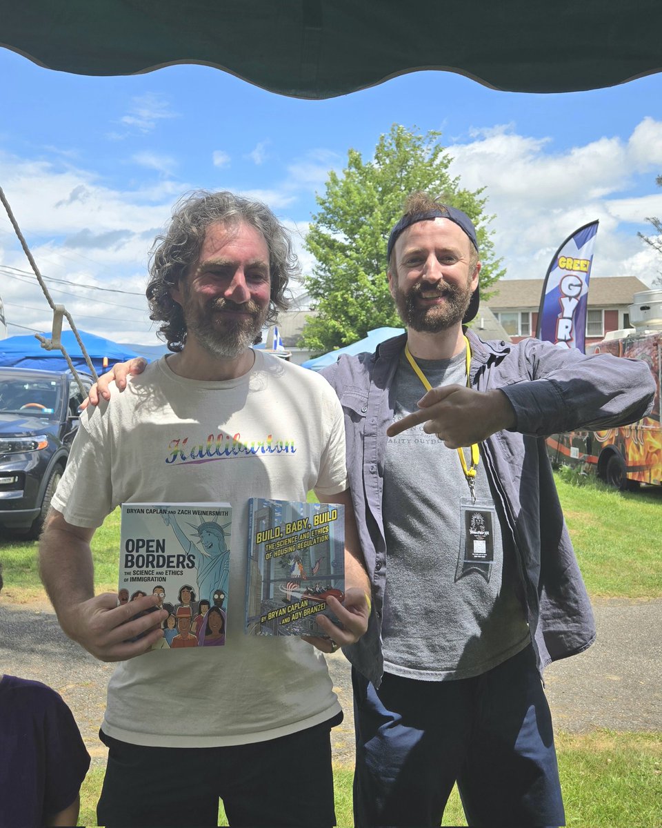 Gave <a href="/jeremykauffman/">Jeremy Kauffman 🦔🌲🌕</a> a copy of <a href="/bryan_caplan/">Bryan Caplan</a>'s open borders. Will it change his mind?