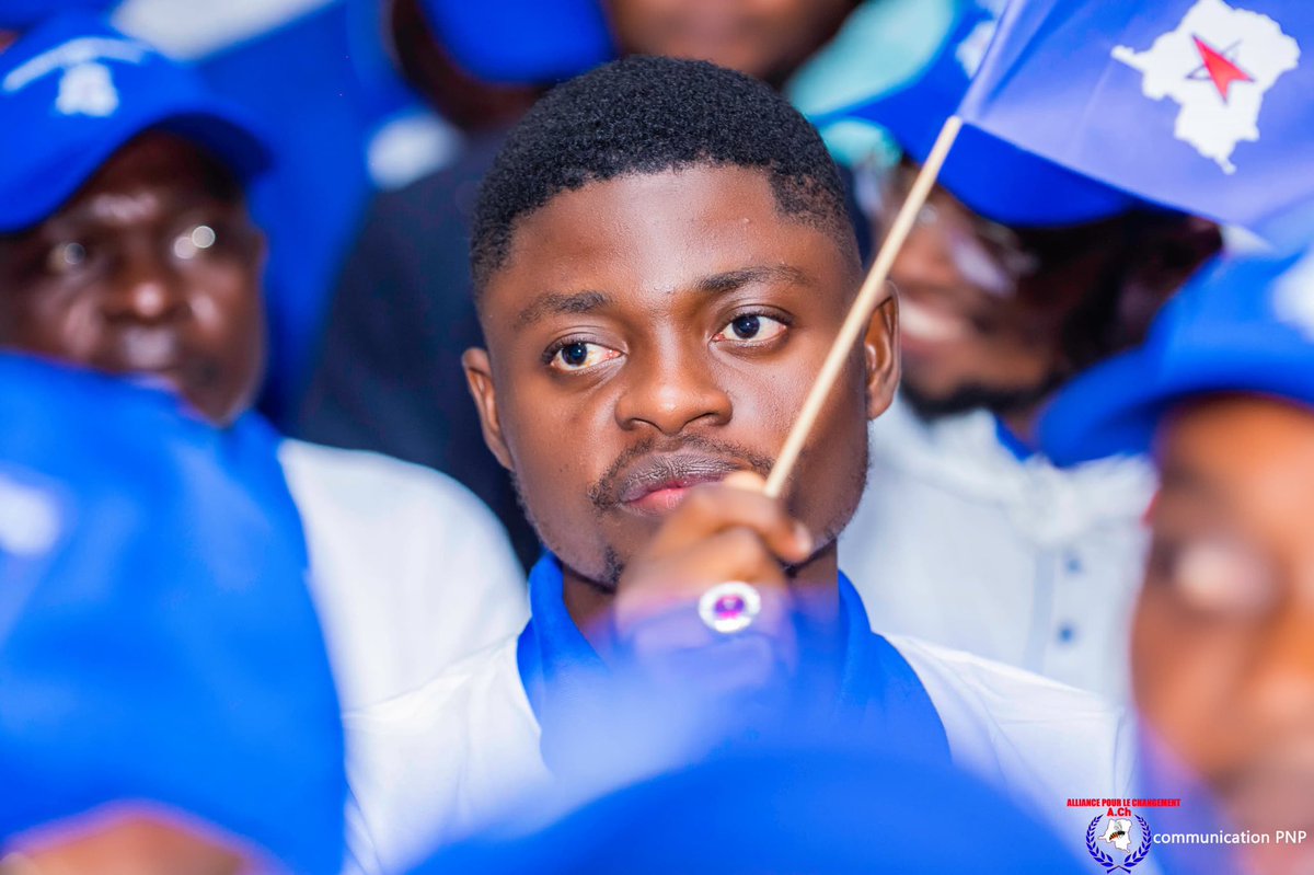 La coordonnatrice des Abeilles Numériques était bel et bien présente à la sortie officielle de la plateforme La Gauche Congolaise. Un engagement total pour l'idéal du pdt kabund et une preuve que la jeunesse consciente répond toujours présente lorsque la patrie appelle.