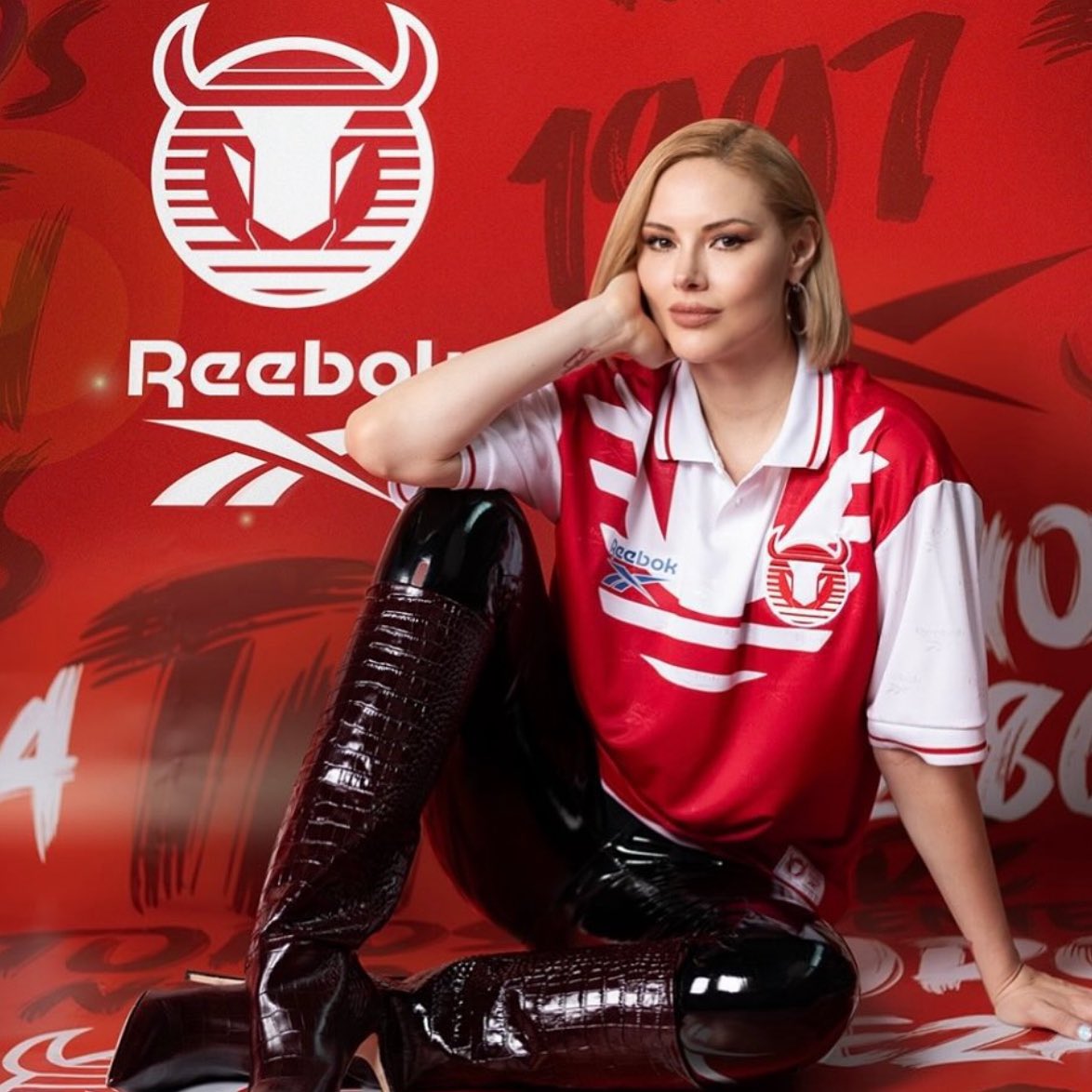 MartinoliCuri's tweet photo. Me encanta, la quiero 😍

Y la jersey de Toros Neza también. https://t.co/5DUVKg9RDi