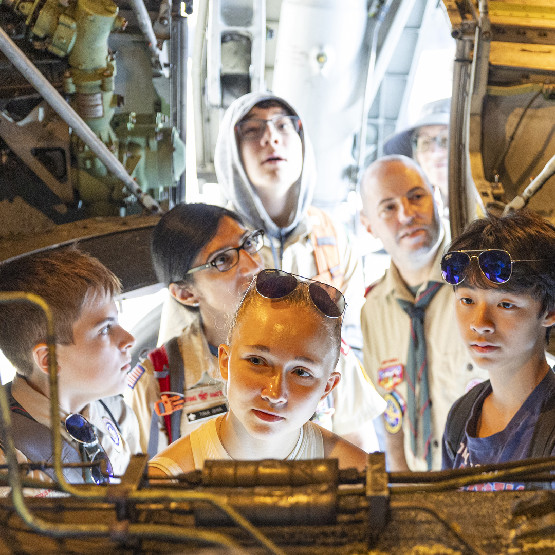 AlaskaAir's tweet image. The future of aviation starts here. ✈️ At SEA, PDX & SFO, we welcomed future aviators behind the scenes, sparking curiosity, confidence & connection. We’re honored to play a small part in helping the next generation soar.
Learn more: bit.ly/4neZ61y
