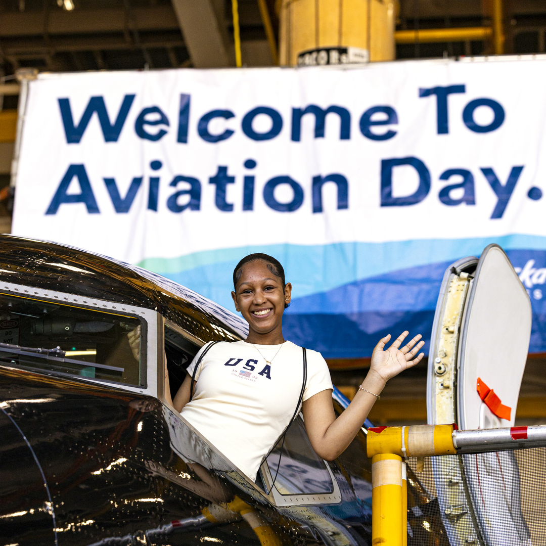 AlaskaAir's tweet image. The future of aviation starts here. ✈️ At SEA, PDX & SFO, we welcomed future aviators behind the scenes, sparking curiosity, confidence & connection. We’re honored to play a small part in helping the next generation soar.
Learn more: bit.ly/4neZ61y