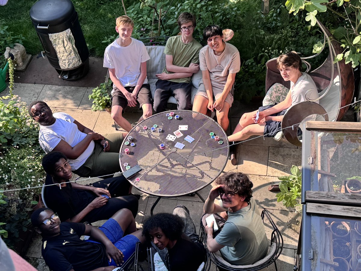 AlastairHackney's tweet image. Nine carnivore post-GCSE year 11s, loads of meat and fish (and some healthy things too) and poker in the garden