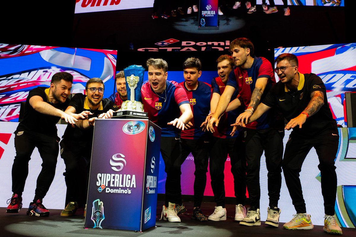 Superliga Domino's - League of Legends (@lvpeslol) on Twitter photo ¡ESTÁN EN LA FINAL! 🎉🎉
Enhorabuena <a href="/FCBeSports/">Barça eSports 🎮</a>. Vaya #EMEAMastersLVP que nos estáis regalando. ¡ESTÁN EN LA FINAL! 🎉🎉
Enhorabuena <a href="/FCBeSports/">Barça eSports 🎮</a>. Vaya #EMEAMastersLVP que nos estáis regalando.