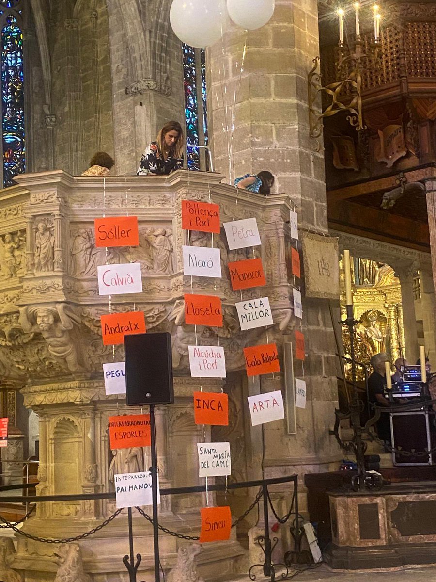 Avui hem assistit a la presentació del Pla Estratègic de <a href="/caritasmallorca/">Càritas Mallorca</a>. Compromesos amb els drets bàsics, la inclusió i la justícia social. 💪

🤝 Reforçam el nostre compromís amb el treball social que transforma realitats.

#SomTreballSocial #COTSIB #TreballSocial #Caritas
