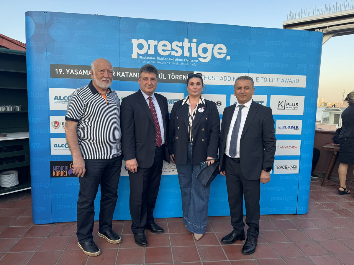 Prestige Uluslararası İlişkileri Geliştirme Platformu tarafından düzenlenen ödül programına katıldık. Hassas ekonomi, çevre, iş dünyası, bürokrasi, yerel yönetimler, kadın hakları, edebiyat, hayvan hakları gibi birçok dalda ödüller verildi.

Yerel yönetimler dalında ödül alan