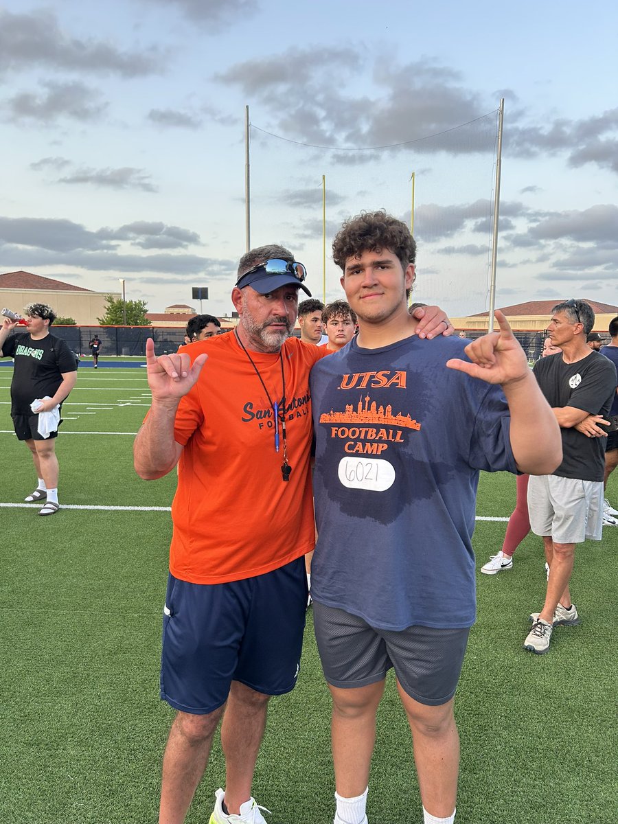 John Como tweet media