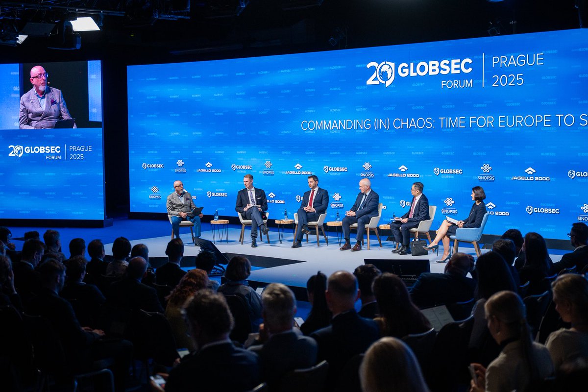 jagello2000's tweet image. Před týdnem začalo Globsec Forum. 🎤 Celá akce se nesla v duchu svého podtitulu “Zvládnout chaos a přejít k činům.”
@GLOBSEC letos slaví 20 let, forum se v Praze konalo již podruhé.
Jsme moc rádi, že jsme i letos mohli být při této důležité akci jako institucionální partner. 🫱🏻…