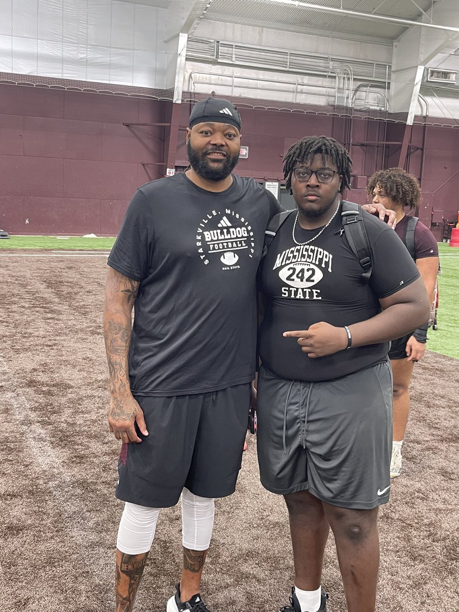 ShaunArcher72's tweet image. Got some great coaching and work in today at MSU Elite Camp!