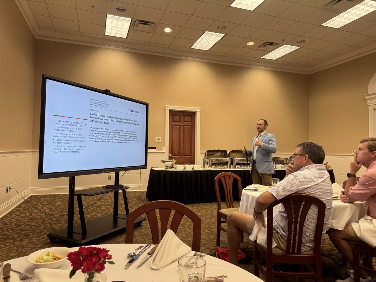 ⁦<a href="/Athletico/">Athletico PT</a>⁩ MS PT’s OT’s and AT’s appreciated the opportunity to learn more about elbow injuries from ⁦⁦<a href="/ryvesmooreMD/">Ryves Moore, MD, FAAOS</a>⁩ ⁦<a href="/NorthwestMSCC/">Northwest Mississippi Community College</a>⁩ Mississippi Community College last night. #RAFT