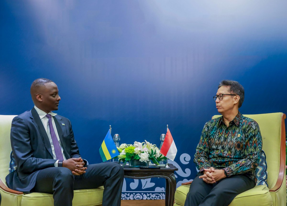 Ministry of Health | Rwanda (@rwandahealth) on Twitter photo On the sidelines of the Global Cervical Cancer Elimination Forum, Minister of State <a href="/YvanButera/">Yvan Butera</a> met with Indonesia’s Health Minister, Hon. Budi Gunadi Sadikin for bilateral health cooperation in cancer control, innovation, and biotechnology. On the sidelines of the Global Cervical Cancer Elimination Forum, Minister of State <a href="/YvanButera/">Yvan Butera</a> met with Indonesia’s Health Minister, Hon. Budi Gunadi Sadikin for bilateral health cooperation in cancer control, innovation, and biotechnology.