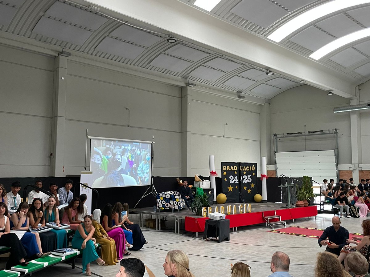 IE Daniel Mangrané tweet media