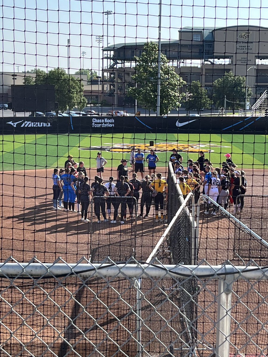 Paisleigh Martin (@paismartin2027) on Twitter photo Had a great time putting in work with <a href="/GoShockersSB/">Wichita State Softball</a> coaches/players. Thanks for the invite to the prospect camp! Campus was beautiful, and the facilities were on point! 🥰 <a href="/JWall1820/">Jeff Wallace - GM - BC Peppers</a> <a href="/BC_Splitt/">BC Peppers-Wallace 16U</a> <a href="/BillyBaber3/">Billy Baber</a> <a href="/jensplit/">Jennifer Splittorff</a> <a href="/EastonHerring/">Easton Herring</a> <a href="/CoachBredbenner/">Kristi Bredbenner</a> <a href="/los_stuff/">Carlos Arias</a> <a href="/LineDsoftball/">Line Drive Media</a> Had a great time putting in work with <a href="/GoShockersSB/">Wichita State Softball</a> coaches/players. Thanks for the invite to the prospect camp! Campus was beautiful, and the facilities were on point! 🥰 <a href="/JWall1820/">Jeff Wallace - GM - BC Peppers</a> <a href="/BC_Splitt/">BC Peppers-Wallace 16U</a> <a href="/BillyBaber3/">Billy Baber</a> <a href="/jensplit/">Jennifer Splittorff</a> <a href="/EastonHerring/">Easton Herring</a> <a href="/CoachBredbenner/">Kristi Bredbenner</a> <a href="/los_stuff/">Carlos Arias</a> <a href="/LineDsoftball/">Line Drive Media</a>
