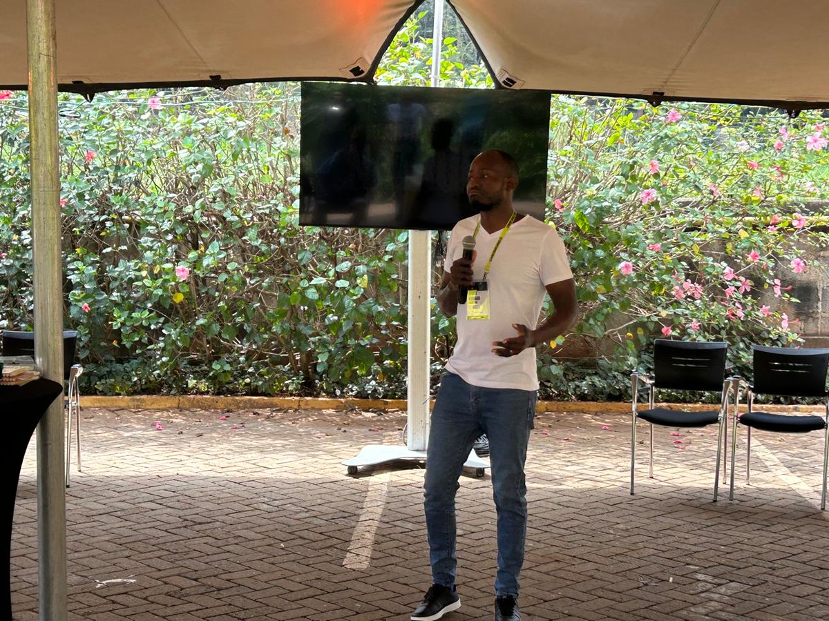 RKachungu's tweet photo. Honored to speak &amp; facilitate at @TEDCountdown in Nairobi! I spotlighted 4 youth challenges in food systems:

No credit
Poor markets
No land security
Climate shocks

We must break silos, build local support, &amp; lead with youth equity.
#FutureOfFood #YEFI #YouthInAg https://t.co/842nChetw8