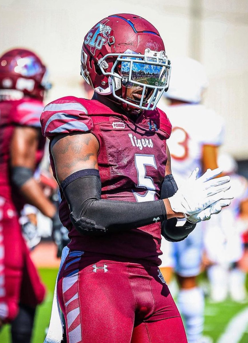 al0_reyna's tweet image. I will be attending the TSU camp on Saturday June 21!
@Coach_JW3 @CoachD_Morton @Coach_JNance