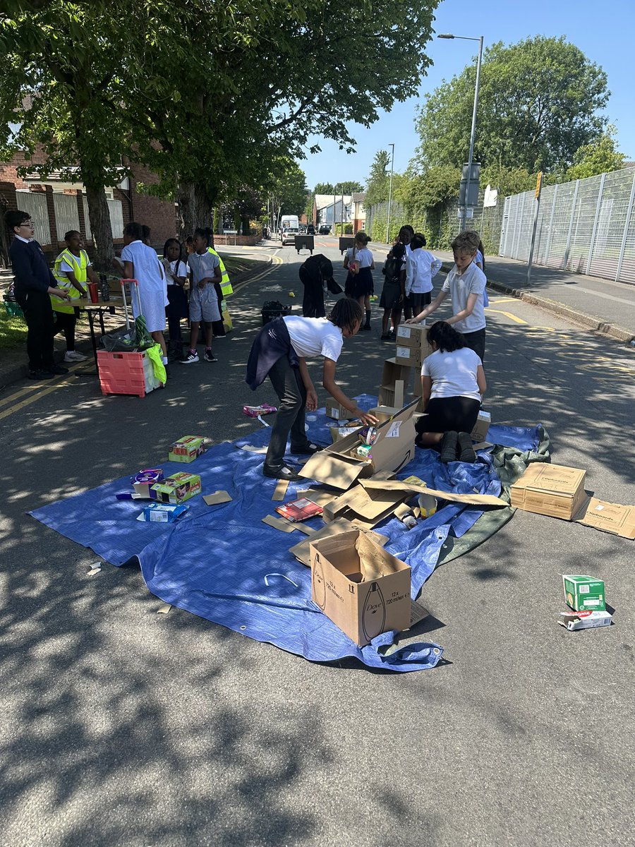 Co-op Academy Medlock (@coop_medlock) on Twitter photo We shut Wadeson Road this afternoon for Clean Air Day. We took part in many activities including games, junk building, planting seeds and writing pledges on how to stop climate change with support from our eco councillors.
<a href="/ManCityCouncil/">Manchester City Council</a> <a href="/S4Bmanchester/">S4B</a> <a href="/M13youthproject/">M13 Youth Project</a> We shut Wadeson Road this afternoon for Clean Air Day. We took part in many activities including games, junk building, planting seeds and writing pledges on how to stop climate change with support from our eco councillors.
<a href="/ManCityCouncil/">Manchester City Council</a> <a href="/S4Bmanchester/">S4B</a> <a href="/M13youthproject/">M13 Youth Project</a>