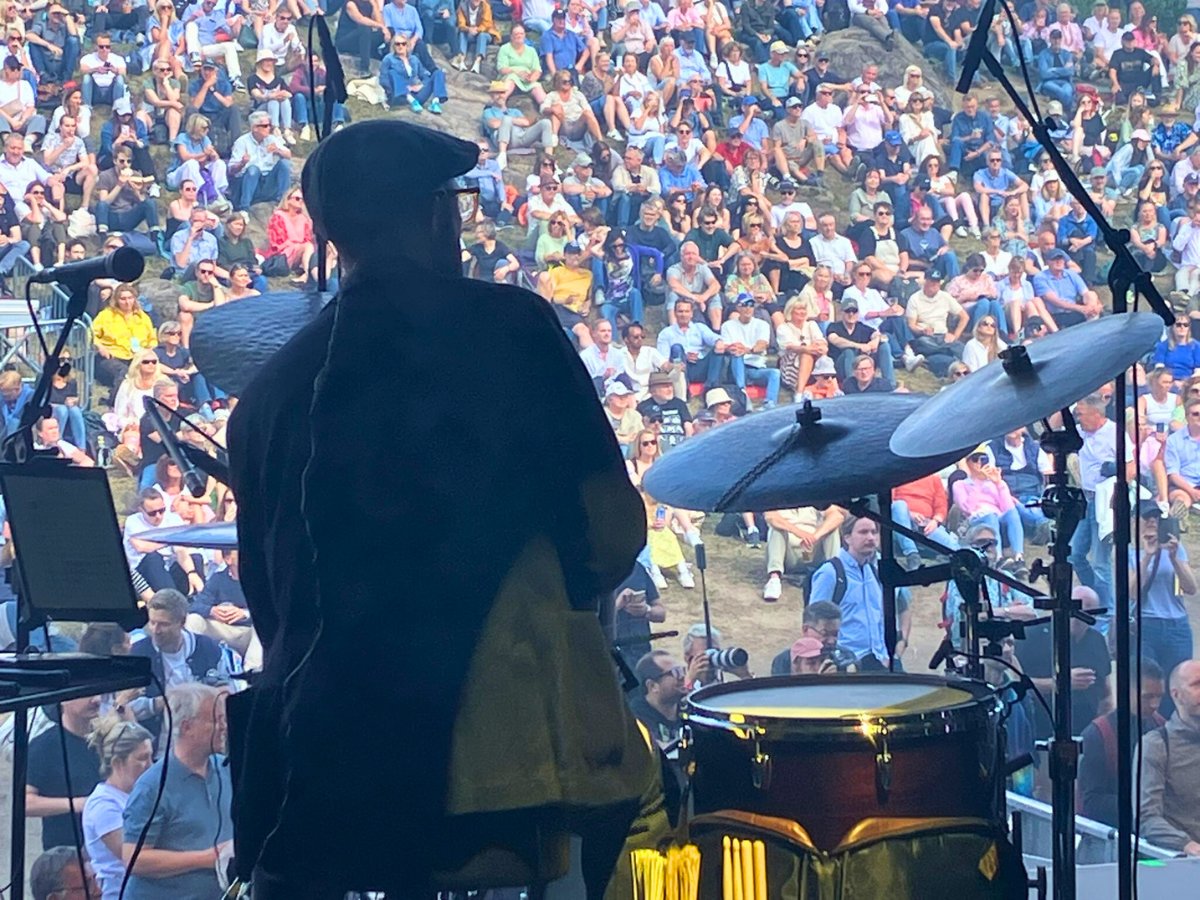 This place is magic! Oslo thank you, it was just an honour being back. As ever the gigs here are something else!!