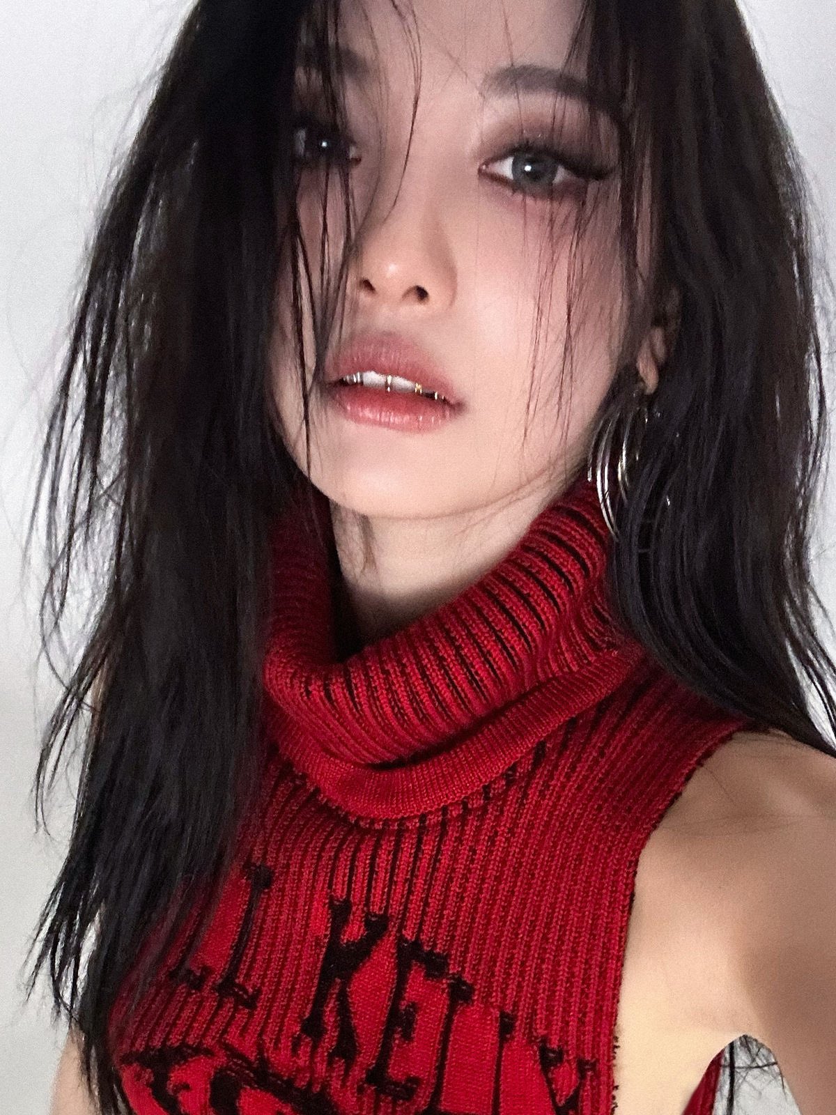 NINGNING on X: "[#宁艺卓🦋] NING x2 #aespa #æspa #에스파 #エスパ #NINGNING #닝닝 #ニンニン  #宁宁 #寧寧 #DirtyWork #aespaDirtyWork https://t.co/aRLtFsfcSU" / X