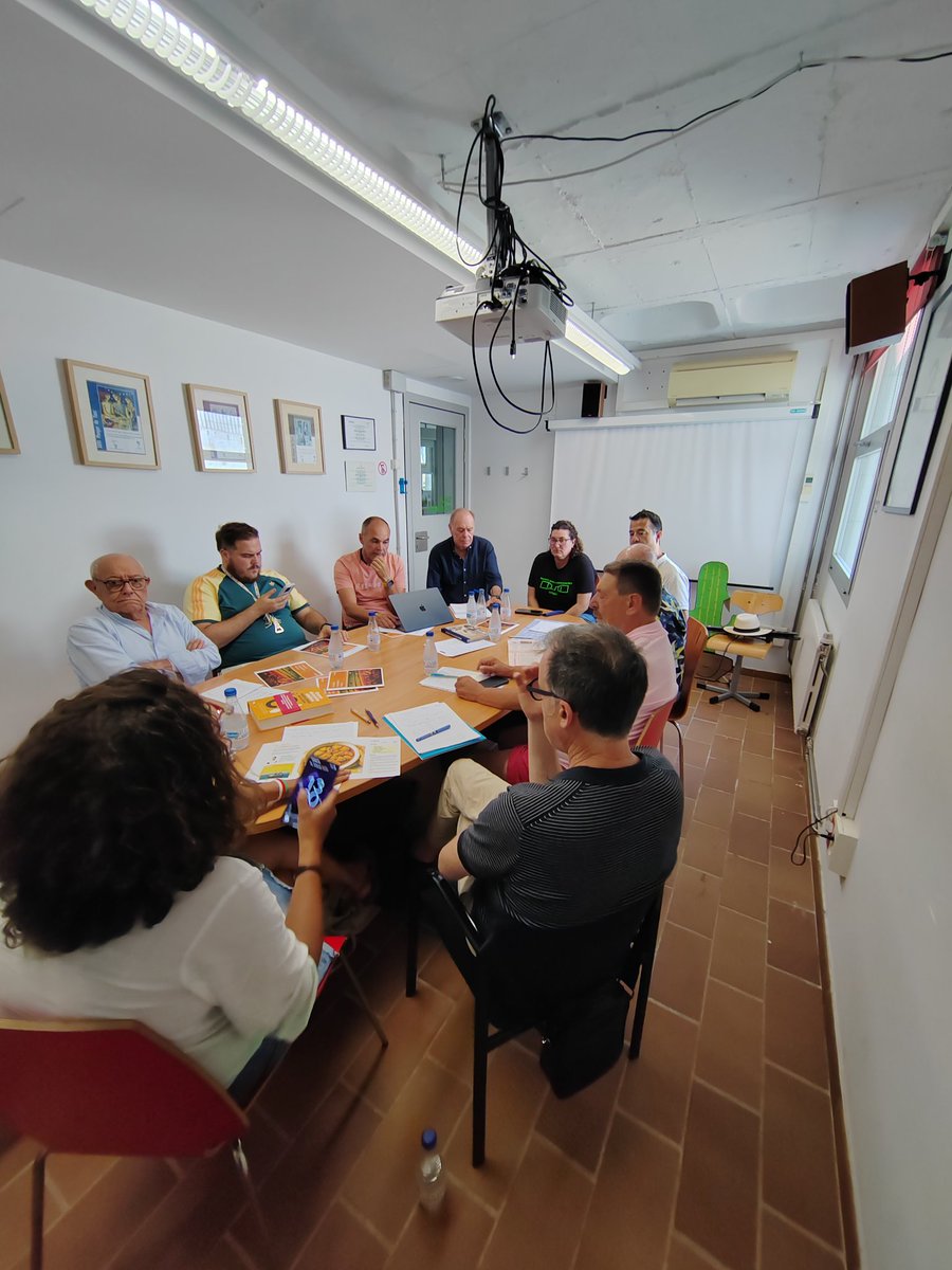 Node Garraf tweet media