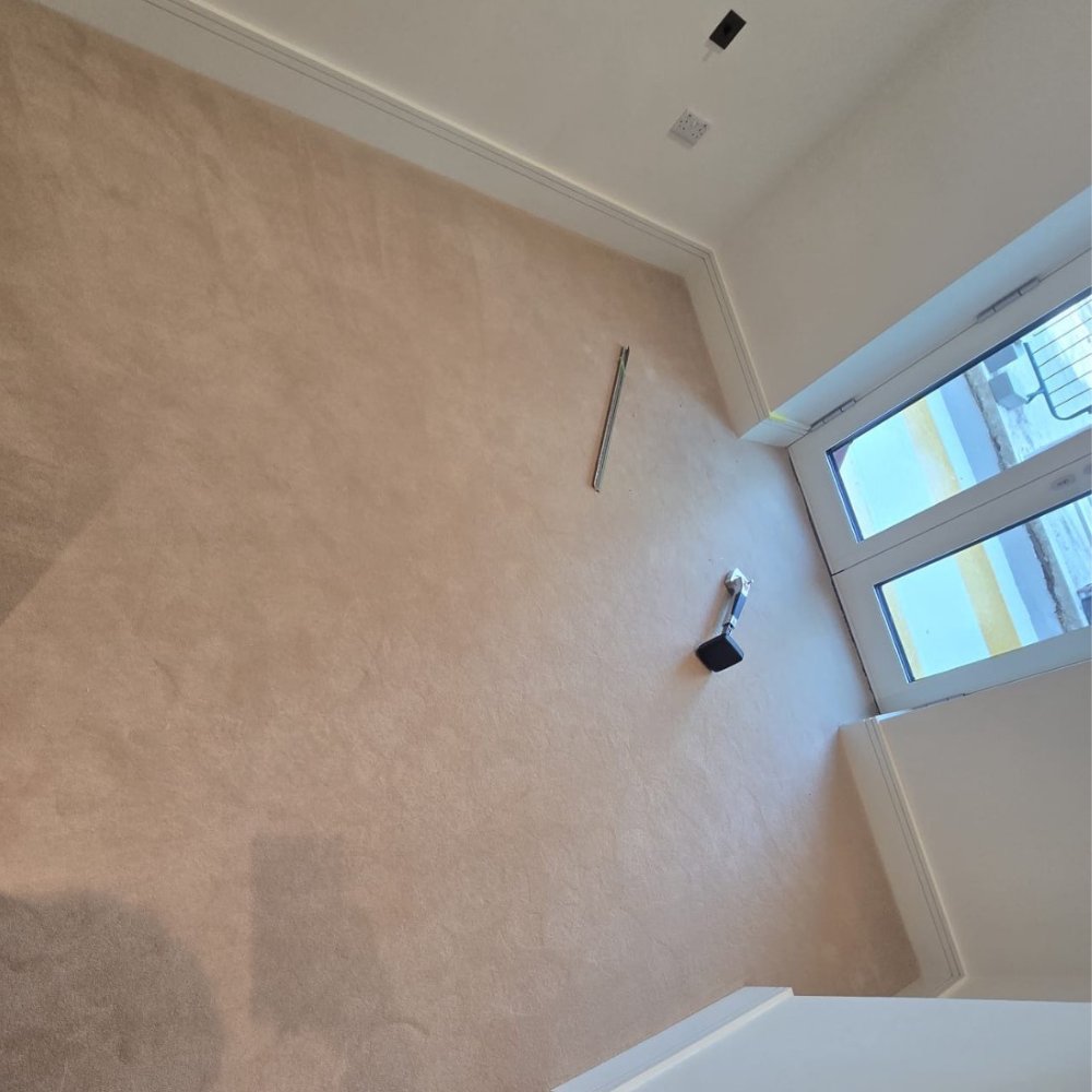 This gorgeous new home had our ThermalStream installed throughout the upstairs by Blade Flooring as part of their housing development project🏠 

With a rate of heat transfer of 46°C, ThermalStream gives these new carpets the softness they deserve without compromising on heat 🙌