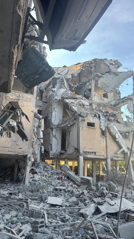 dxrkchocolx's tweet image. 🇮🇷🇮🇱 hampir seminggu Iran menyerang Israel dan menyebabkan berbagai kerusakan di Tel Aviv

berikut video kehancuran kota laknat tsb (puas bgt liatnya)

a satisfying thread: