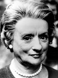 Remembering Mildred Natwick, born in Baltimore on today's date in 1905. Loved her best in Barefoot in the Park and Do Not Fold, Spindle, or Mutilate (and the resulting series, The Snoop Sisters). She won a Primetime Emmy Award and was nominated for an Oscar and two Tony Awards.