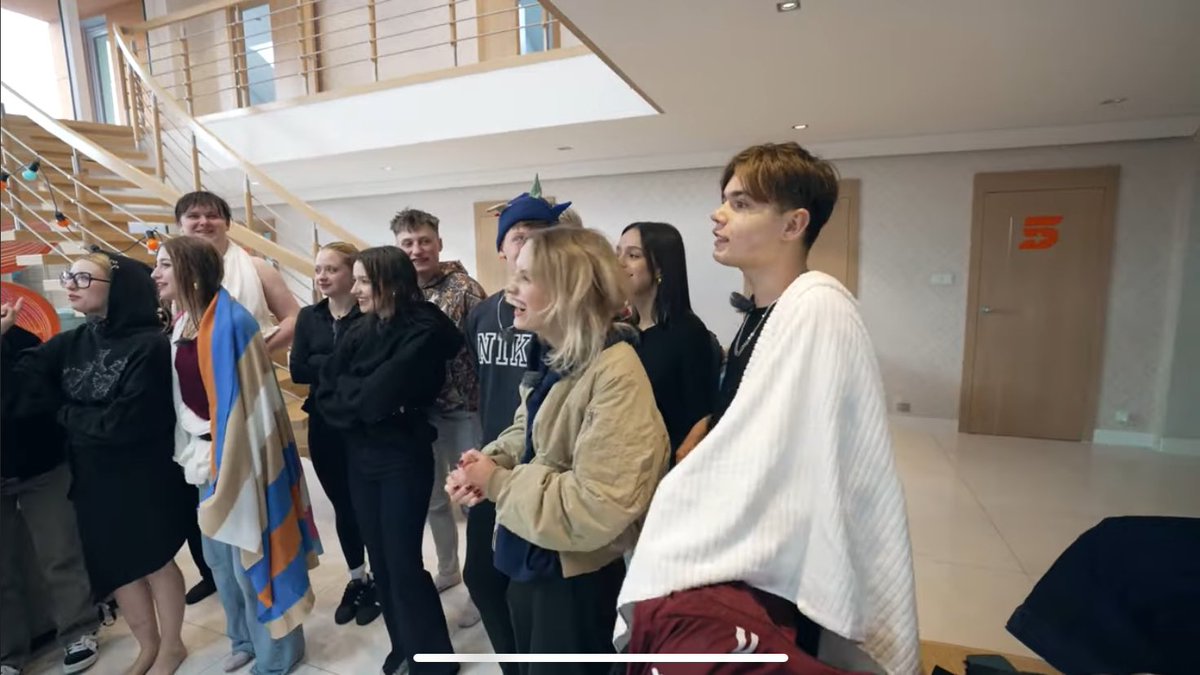 howmanyth1ngs's tweet image. kuba paniczko jak tego nie wygrasz usuwamy mońki z mapy polski #t5m3