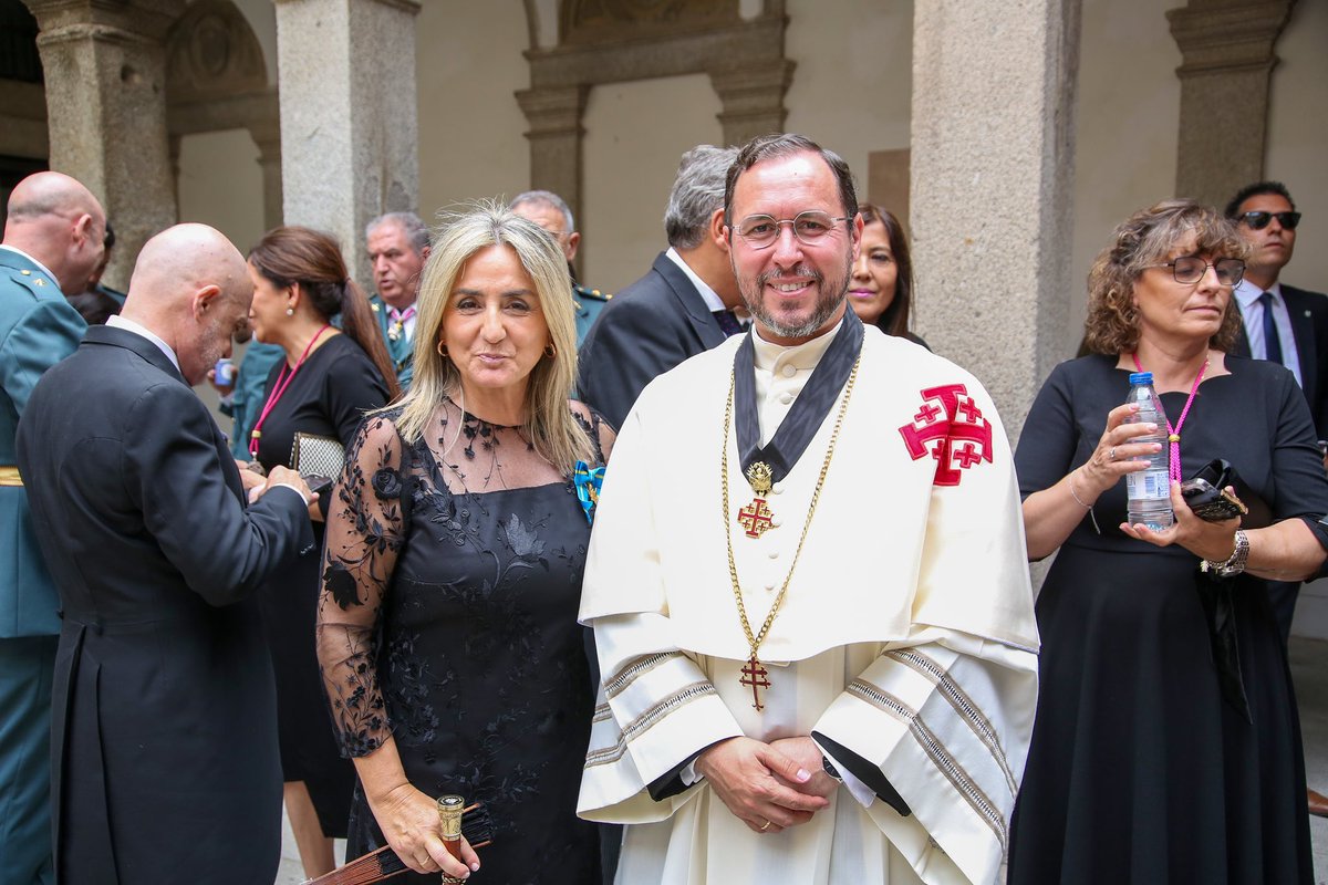 💫 El #CorpusChristi es sentimiento, tradición y belleza. Es el Día Grande de #Toledo y como toledana me enorgullece ver cómo la ciudad se llena de vida y de emoción. Como siempre, un día inolvidable.
