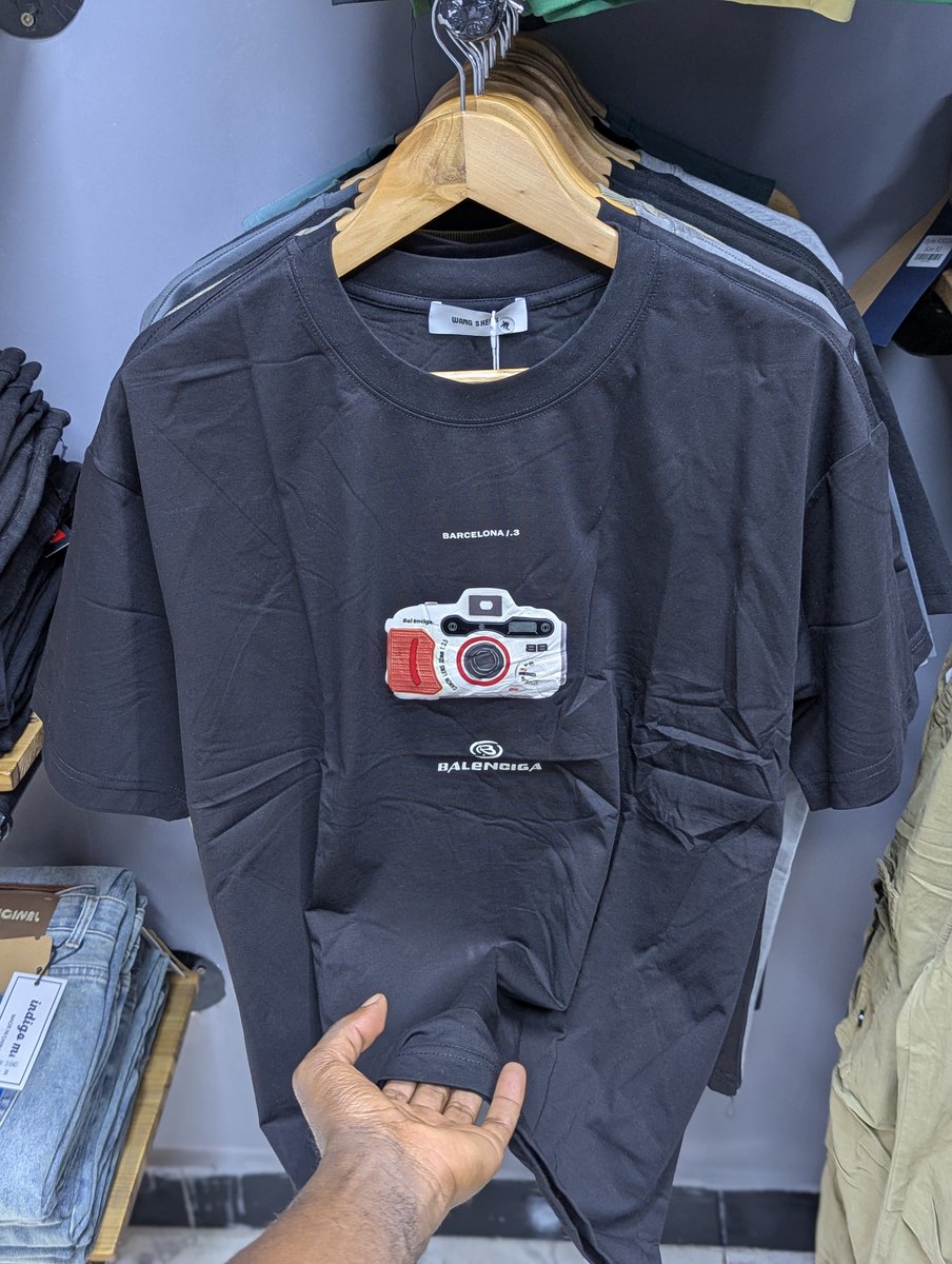 Nani ana 20K ya haraka tufunge biashara chapu hii ni Xl, gharama za delivery juu ya mteja

☎️ 0623533526