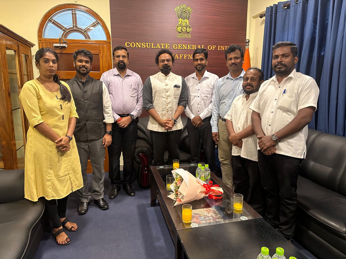 India in Jaffna (@cgjaffna) on Twitter photo Consul General <a href="/saimurali_IFS/">SAI MURALI</a> met with the newly elected Mayor of Vavuniya Municipal Council, Mr. S Kandeepan for a warm and constructive discussion
They discussed ongoing Government of 🇮🇳 supported initiatives in housing, education, healthcare, infrastructure, and commerce in Consul General <a href="/saimurali_IFS/">SAI MURALI</a> met with the newly elected Mayor of Vavuniya Municipal Council, Mr. S Kandeepan for a warm and constructive discussion
They discussed ongoing Government of 🇮🇳 supported initiatives in housing, education, healthcare, infrastructure, and commerce in