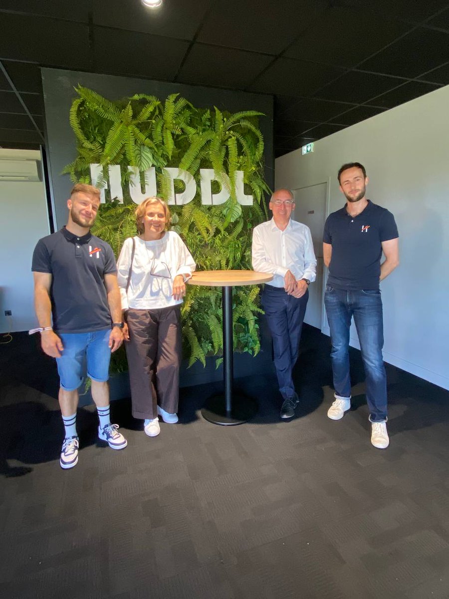 Paul CHRISTOPHE (@christophe_p) on Twitter photo Fin de mon déplacement en #Vendée, dans la circonscription de ma collègue <a href="/BeaBellamy85/">Beatrice Bellamy</a> avec la visite du Huddl, un lieu aussi innovant qu’inspirant.
À la croisée du sport, du business et de la convivialité, le Huddl propose un concept unique : des terrains de padel, pickleball Fin de mon déplacement en #Vendée, dans la circonscription de ma collègue <a href="/BeaBellamy85/">Beatrice Bellamy</a> avec la visite du Huddl, un lieu aussi innovant qu’inspirant.
À la croisée du sport, du business et de la convivialité, le Huddl propose un concept unique : des terrains de padel, pickleball